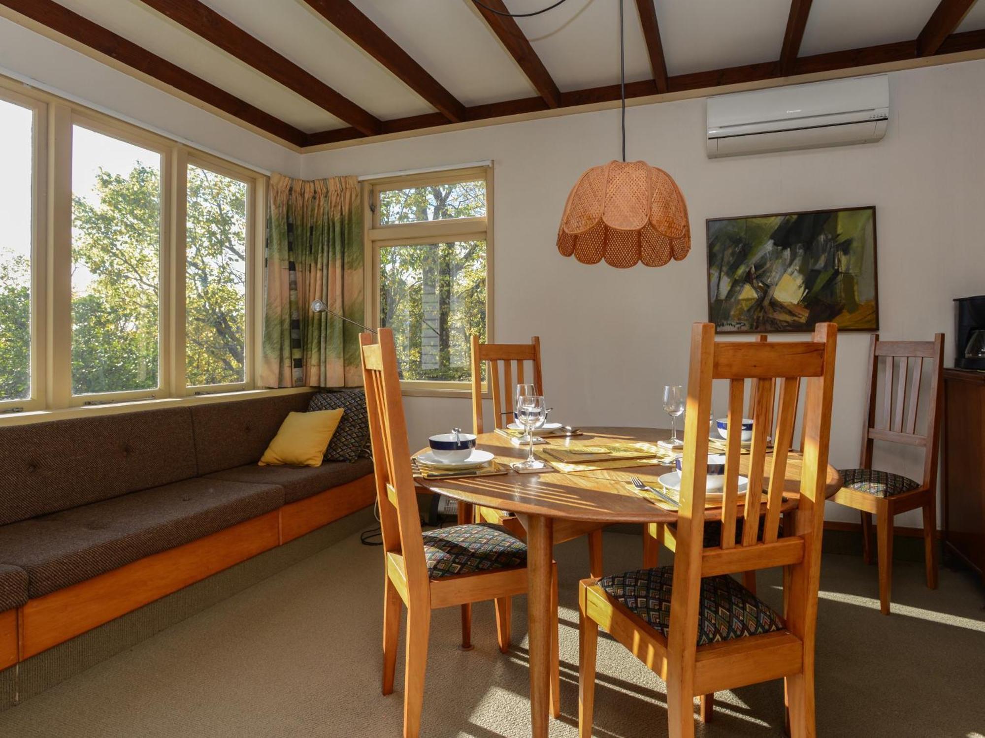 Jacaranda Lodge - Napier Hill Holiday Home Ngoại thất bức ảnh